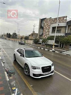 کرایسلەر 300